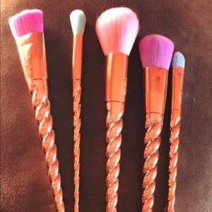 Tarte unicorn magic wand brush set